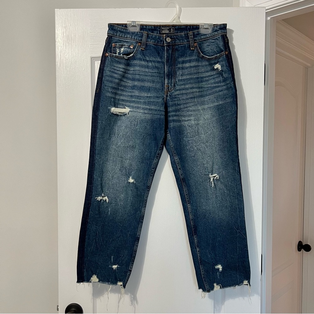 Abercrombie & Fitch Simone High Rise Ankle Straight Leg Distressed Jeans